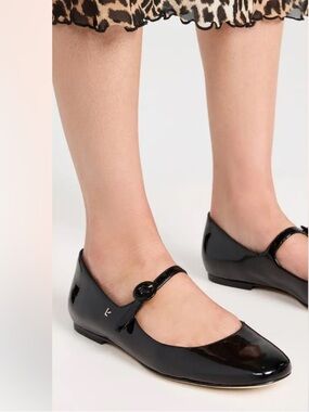 Larroudé 
Blair Ballet Flat In Black Patent
$315 size 7 NEW /dust bag